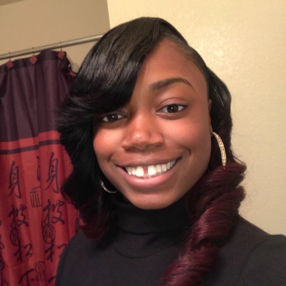 Meet your Posher, Jamillea